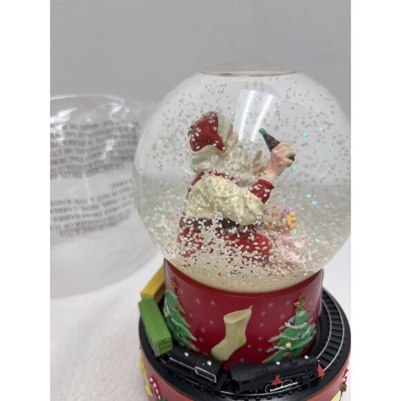 Coca Cola Music Snow Globe Santa Christmas Wind-Up Train 01 Hallmark Video Open - Picture 4 of 13